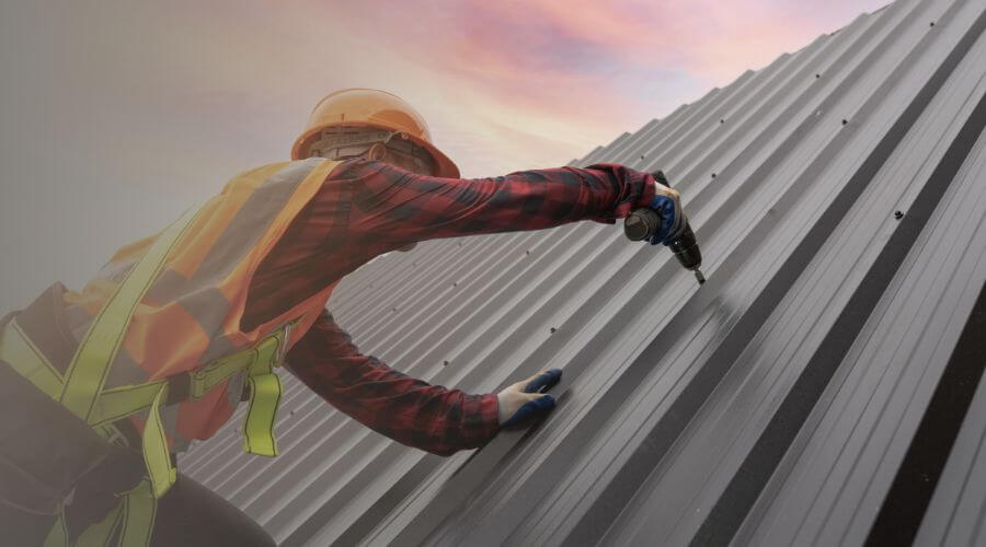 Expert top industrial roofings services in Russell, IL